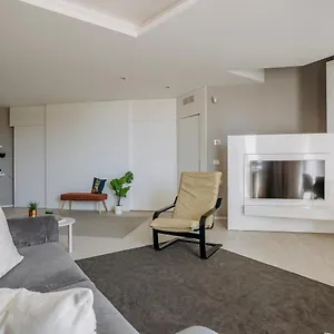 Apartment Von Platen, Syracuse